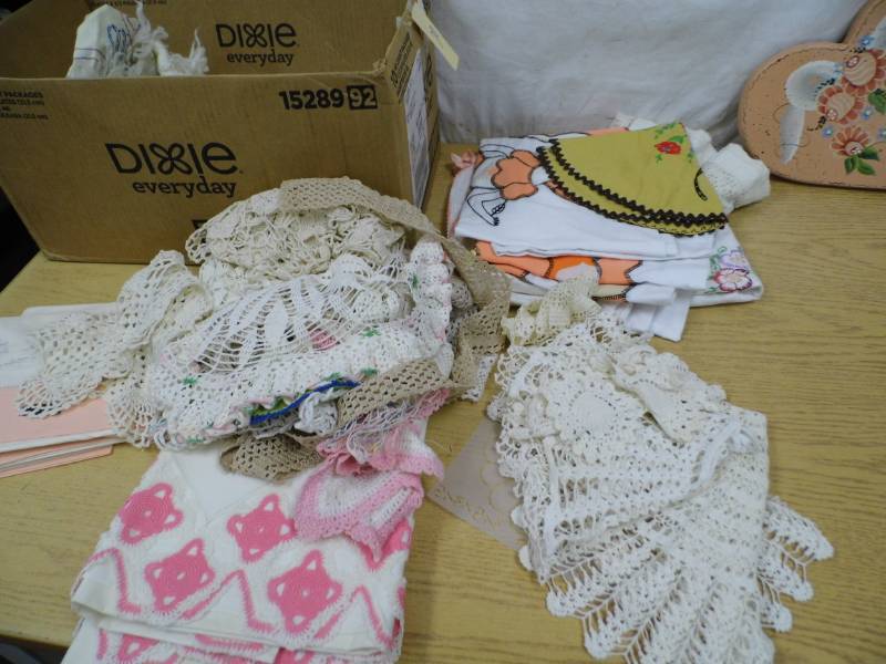Doilies - Fancy Work Linens