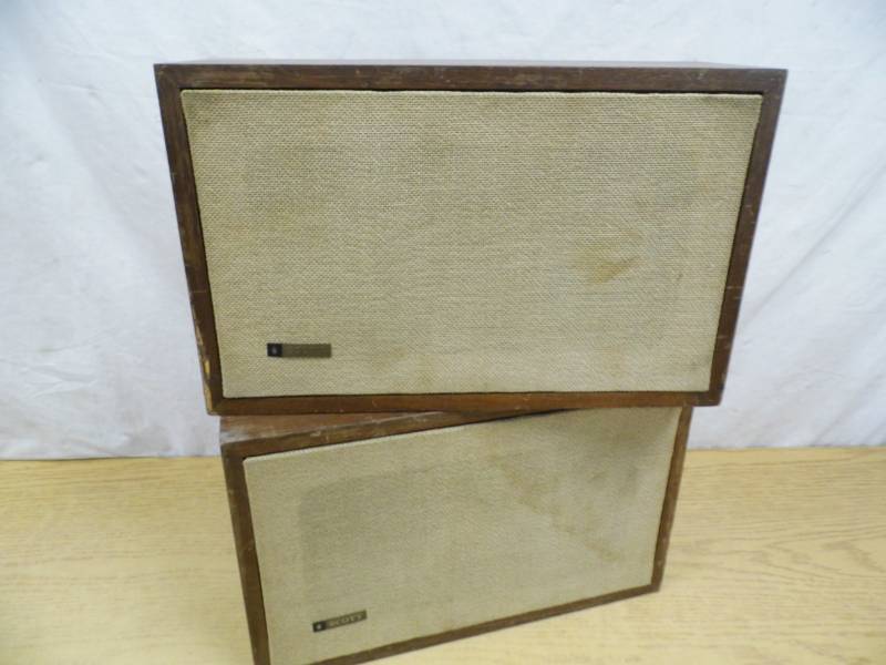 Pair of Scott Speakers