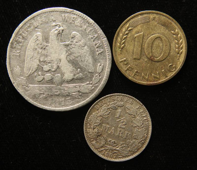 3 FOREIGN COINS 1907-D 12 MARC 1875 MEXICO 50 CENTAVOS 1950 DEUTSCHE 10 PFENNIG