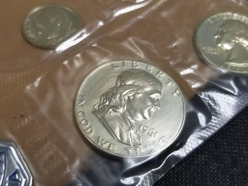 1961 US SILVER PROOF SET AS PICTURED