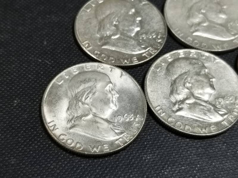 GROUP OF 5 HIGH GRADE FRANKLIN HALF DOLLARS