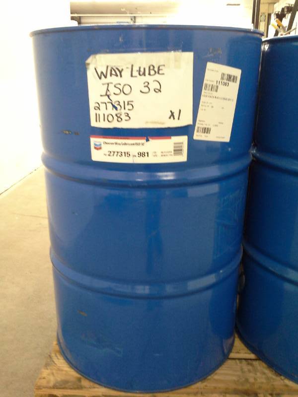 lot 5 image: One - 55 Gallon Drum Chevron Way Lubricant ISO 32 Industrial Oil