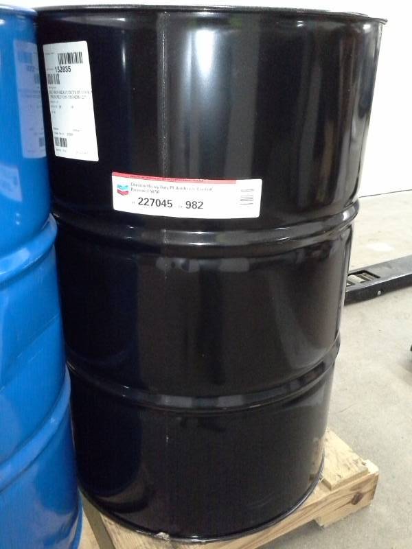 lot 10 image: One - 55 Gallon Drum of Chevron Heavy Duty PF AntifreezeCoolant - Premixed 5050