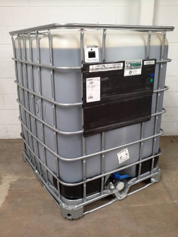 lot 33 image: Approx. 340 Gallons of Cenex Commercial Cutting Oil 30W