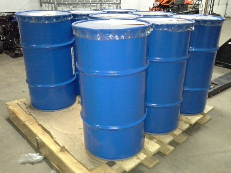 lot 35 image: 4 - 120 LB Drums of Chevron Food Machinery (FM) ALC EP 0 Grease