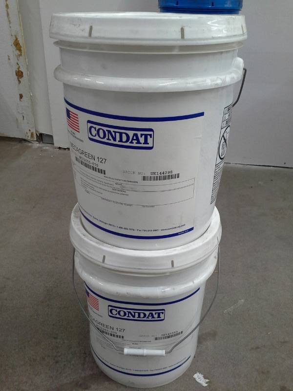 lot 46 image: Two - 5 Gallon Pails of Condat Mecagreen 127