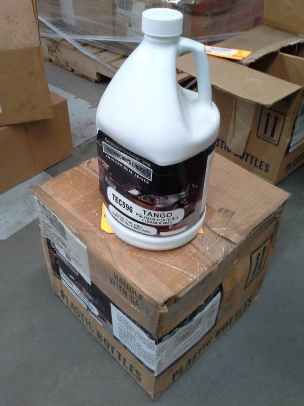 lot 70 image: 1 Case of Protector Tango Polymer Fortified Cleaner Wax Tec 596
