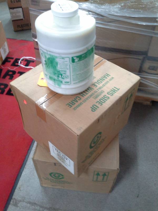 lot 74 image: 2 Cases of Protector Soy Power Heavy Duty Hand Cleaner with Pumice