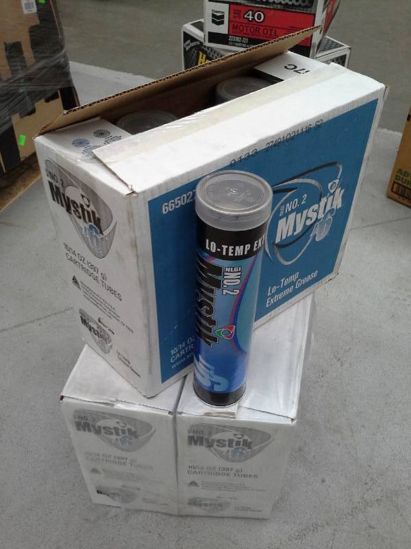 lot 92 image: 3 Cases of Mystik LT-200 Low Temp Extreme Grease