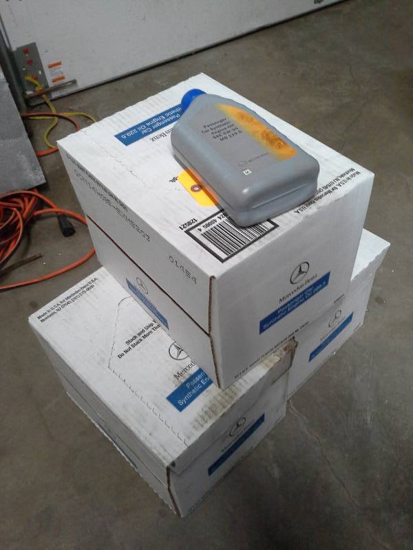 lot 127 image: 3 Cases of Mercedes Benz Synthetic SAE 5W-30 Engine Oil
