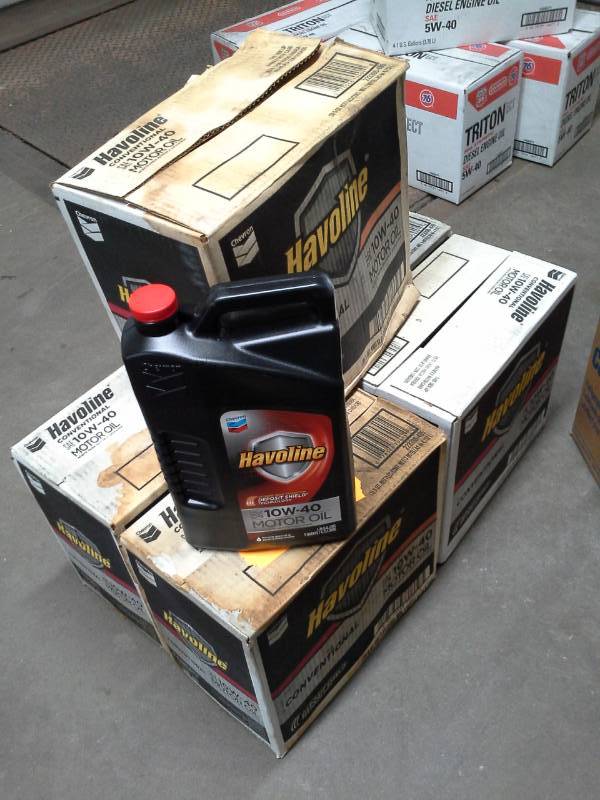 lot 154 image: 5 Cases of Havoline SAE 10W-40 Conventional Motor Oil