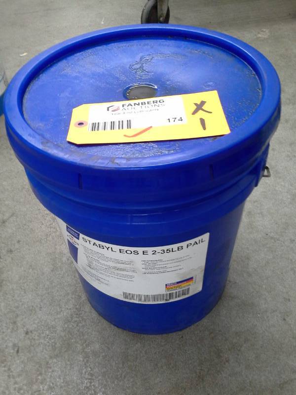 lot 174 image: 1 - 35 lbs. Pail of Fuchs Stabyl EOS E 2