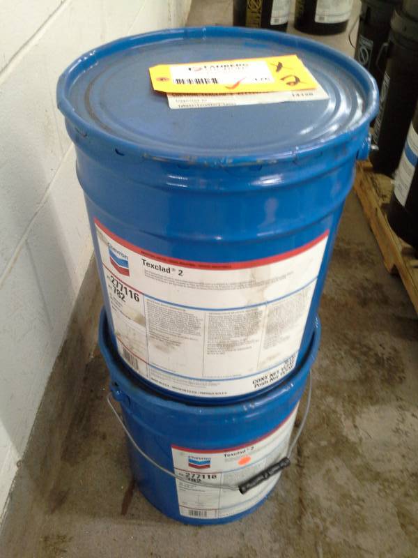lot 176 image: 2 - 35 lbs. Pails of Chevron Texclad 2 Industrial Grease