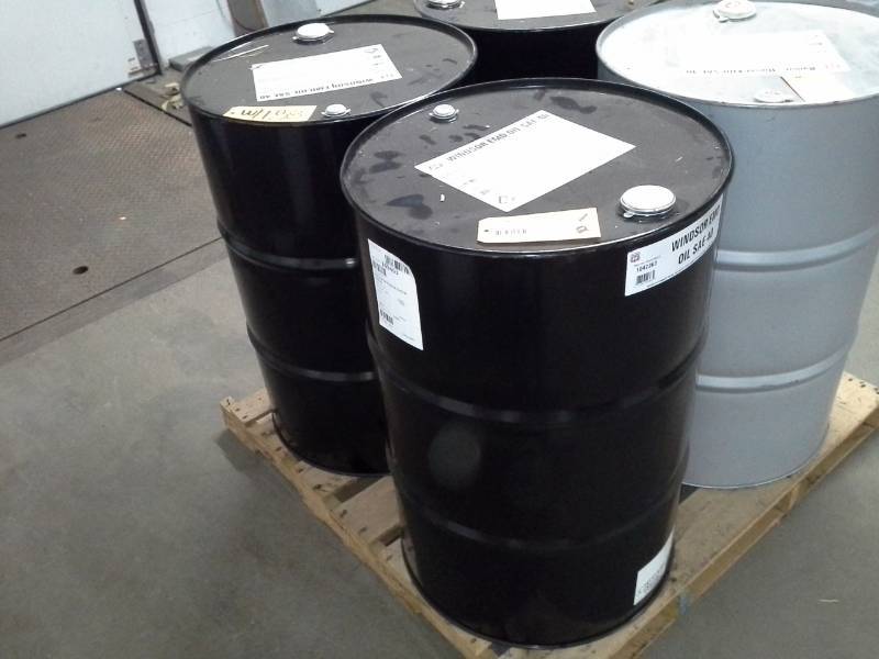 lot 188 image: Two - 55 Gallon Drums of Phillips 66 (P66) Windsor EMD Oil 40W