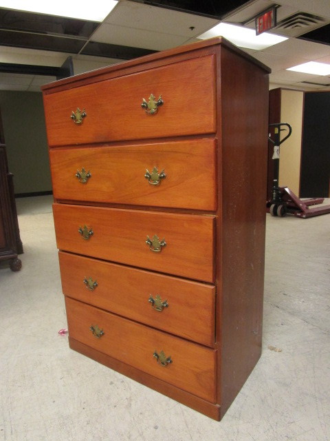 lot 805 image: WOODEN DRESSER