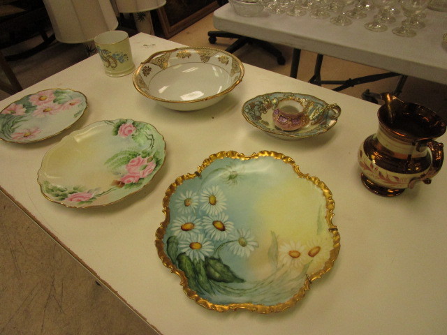 lot 859 image: HAND-PAINTED DISHES
