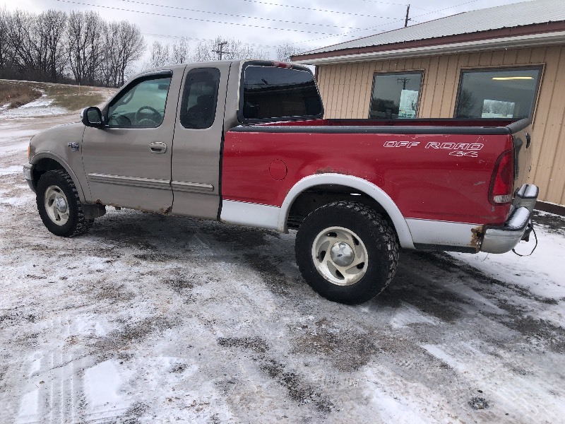 2001 FORD F-150 XLT NO RESERVE