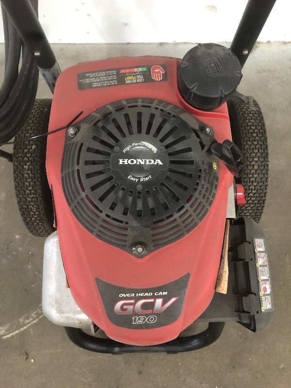 lot 21 image: Simpson Pressure Washer 3000 PSI