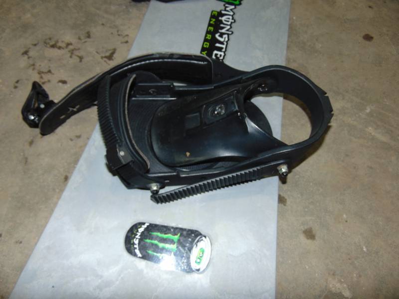 lot 20 image: Snow Board With Bindings