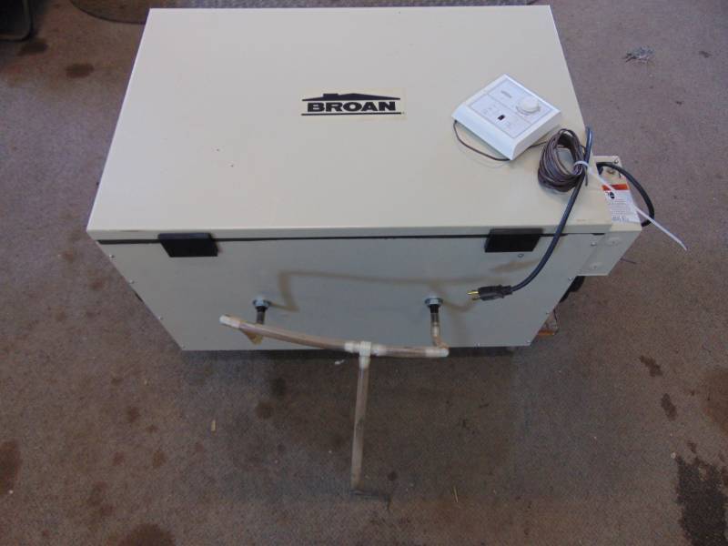 lot 46 image: Broan HRV200H Air Exchanger With Thermostat
