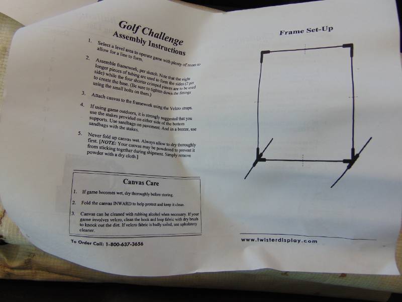 lot 47 image: Golf Game With Storage Bin