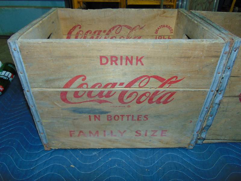 lot 98 image: (2) Coca-Cola Wooden Crates