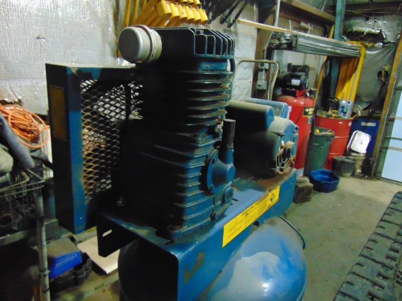 lot 139 image: C-aire Formula Upright 60 Gallon Air Compressor