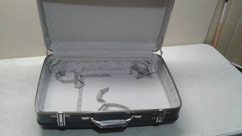 lot 27 image: Pair Of Tourister Suit Case Luggage Bags, Used, Some Wear Marks, One Has Wheels And A Handle