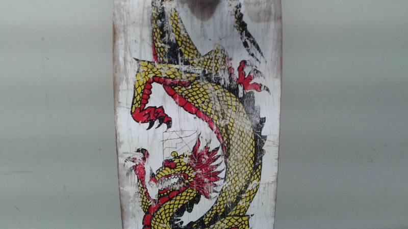 lot 45 image: Vintage Valterra Dragon Skateboard, Used, Show Lots Of Wear