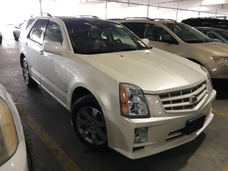 lot 8 image: 2008 Cadillac SRX AWD