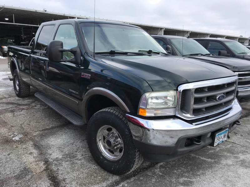 lot 19 image: 2002 Ford F-250 Lariat Powerstroke Diesel