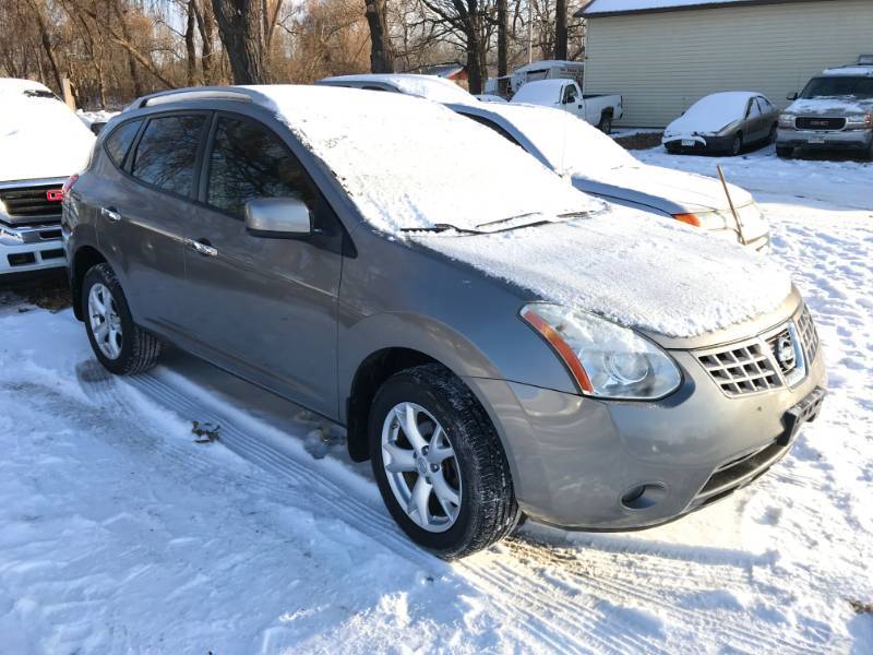 lot 27 image: 2010 Nissan Rogue SL AWD