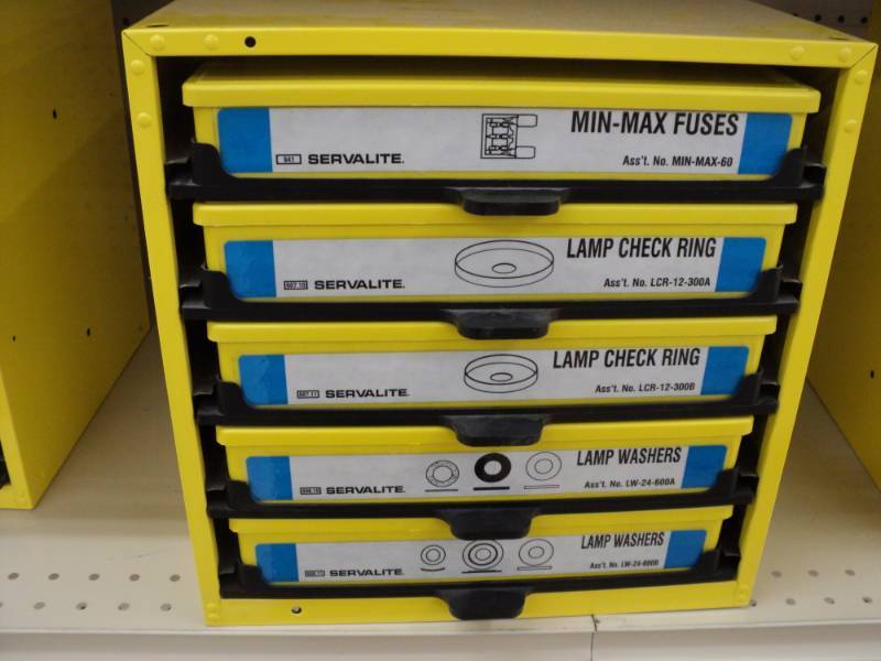 Lot of Servalite Min-Max Fuses Lam...