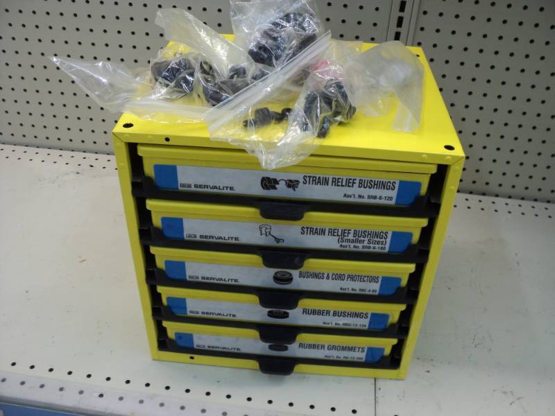 Lot of Servalite Strain Relief Brus...