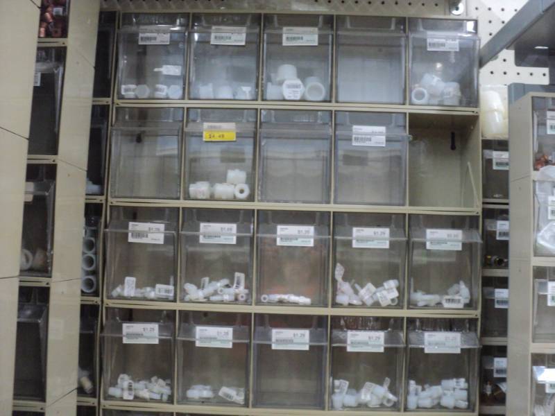 Lot of nylon plumbing connections, ...
