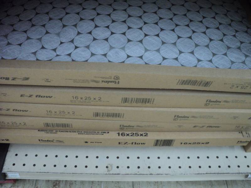 Lot of 16 x 25 x 2 inch air filters...