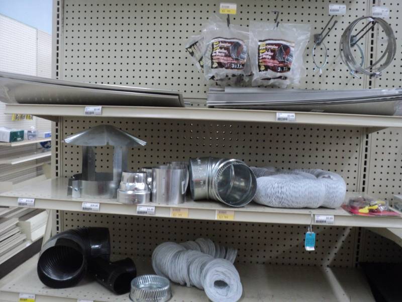 Lot of duct hose and attachments...