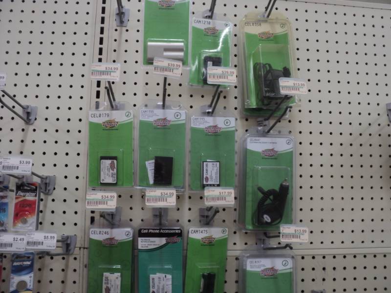 Huge lot of cell phone batteries an...