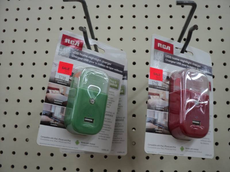 4 RCA USB home nightlight chargers...