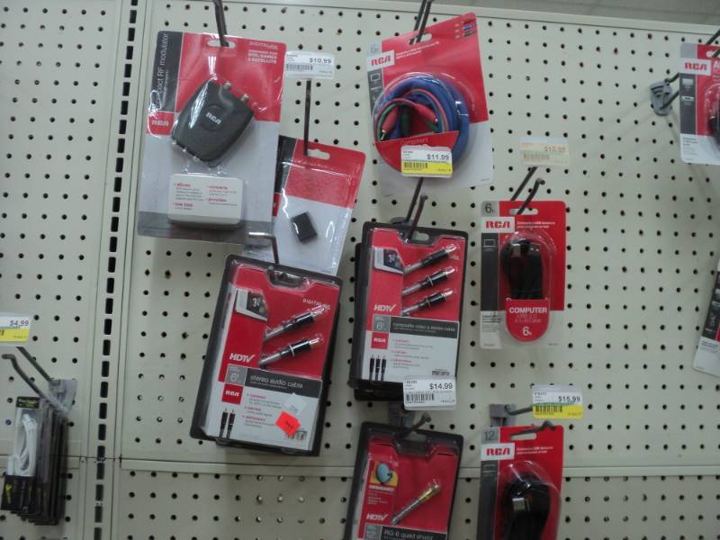 Lot of audio and usb cables...