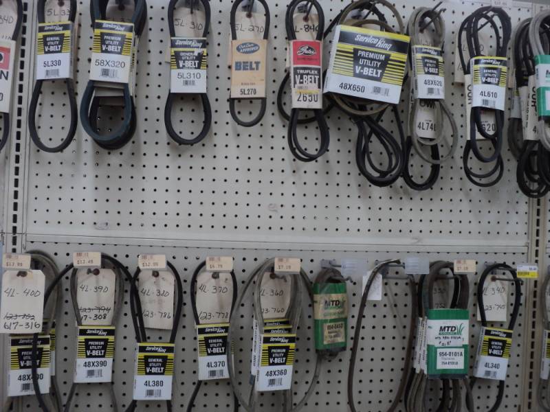 Lot of V-Belts  ...