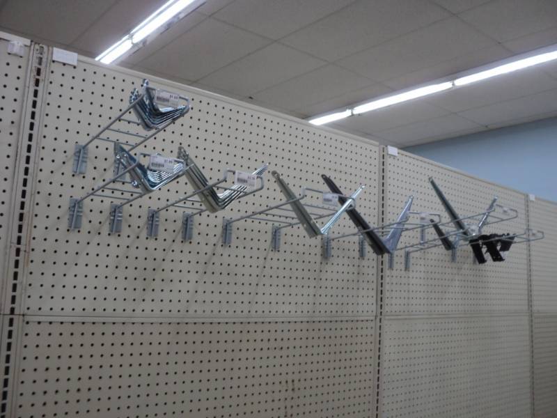 lot of assorted shelf brackets...