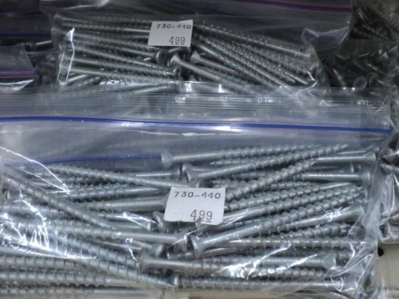 18 bags of galvanized deck screws...