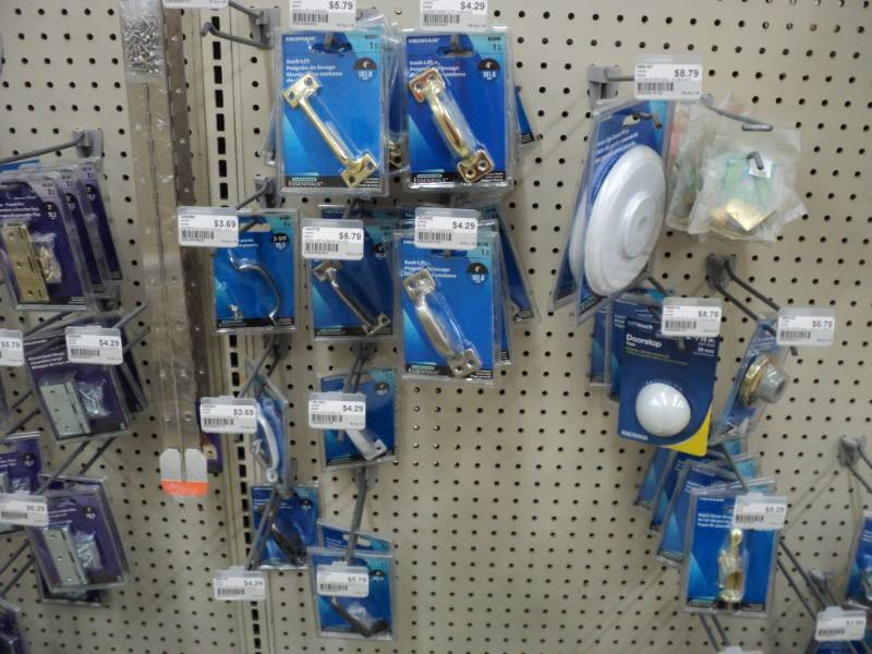 Lot of handles and bumpers ...