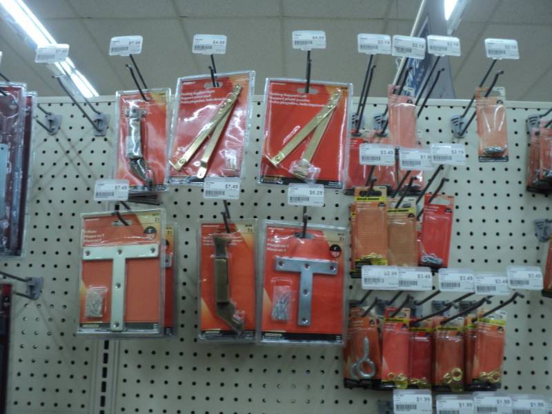 Lot of lid hinges, hooks and plates...