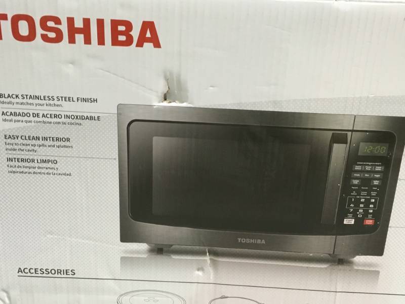 Toshiba Stainless Steel Microwave open box not used