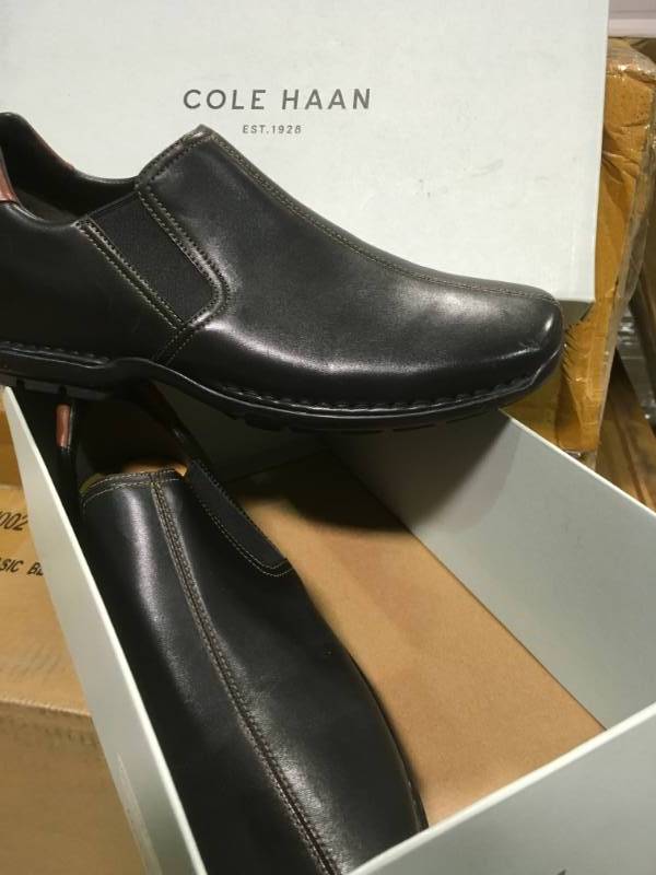 Cole Haan Mens Zeno Slipon Shoes size 11 not used