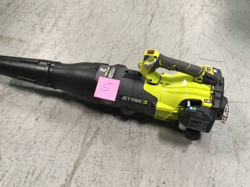 lot 5 image: Ryobi 160 MPH 520 CFM 25cc Gas Jet Fan Blower  open box in like new condition