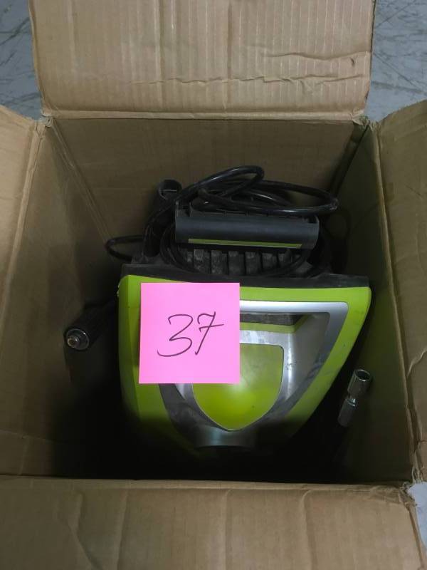 lot 37 image: SereneLife 1,800 PSI 1.7 GPM Electric Pressure Washer not used