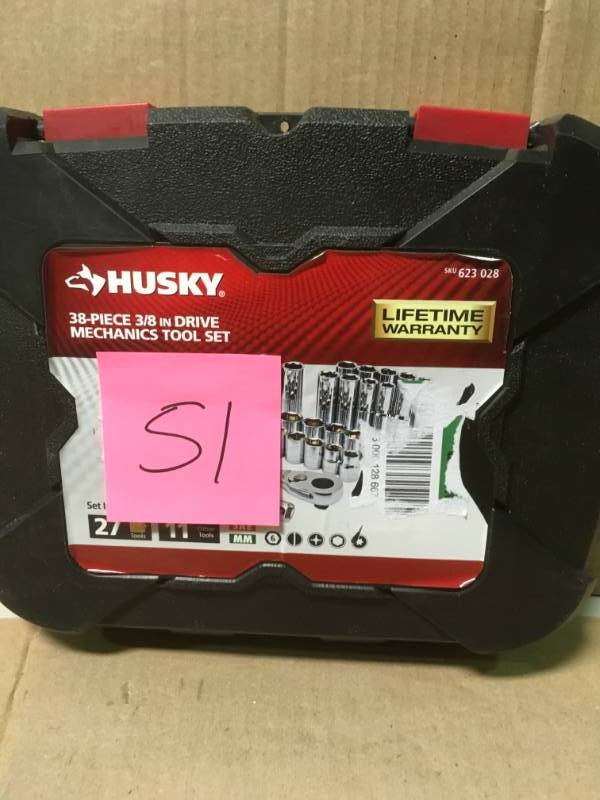 lot 51 image: Husky Mechanics Tool Set (38-Piece) not used